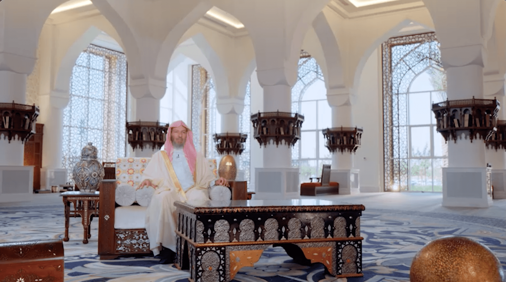 Alayam Alkhalia